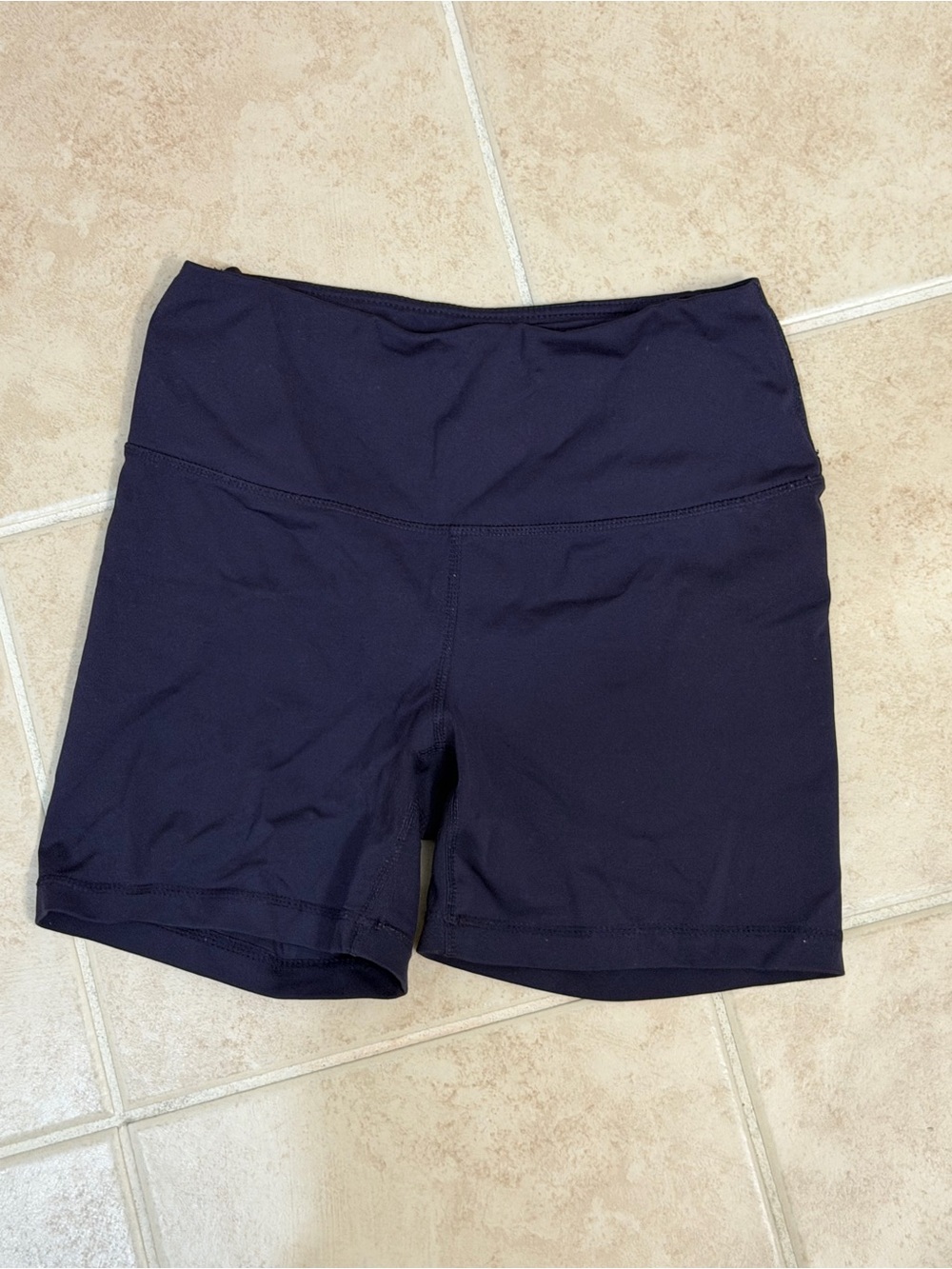 Yogalicious biker shorts size medium